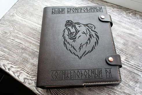 Лазерная гравировка на ежедневнике