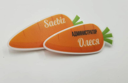 Бейдж пластиковый с окном